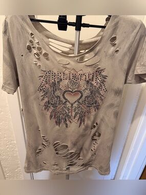 Affliction Distressed  grey Taupe Women’s Graphic Tee with Heart & Floral Design